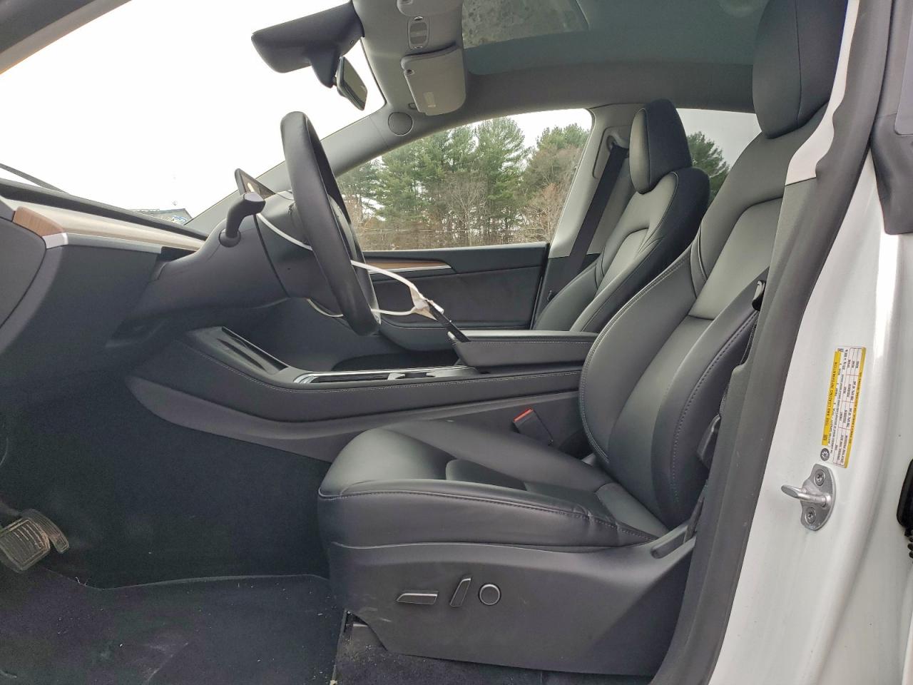 Tesla Model Y Image 10