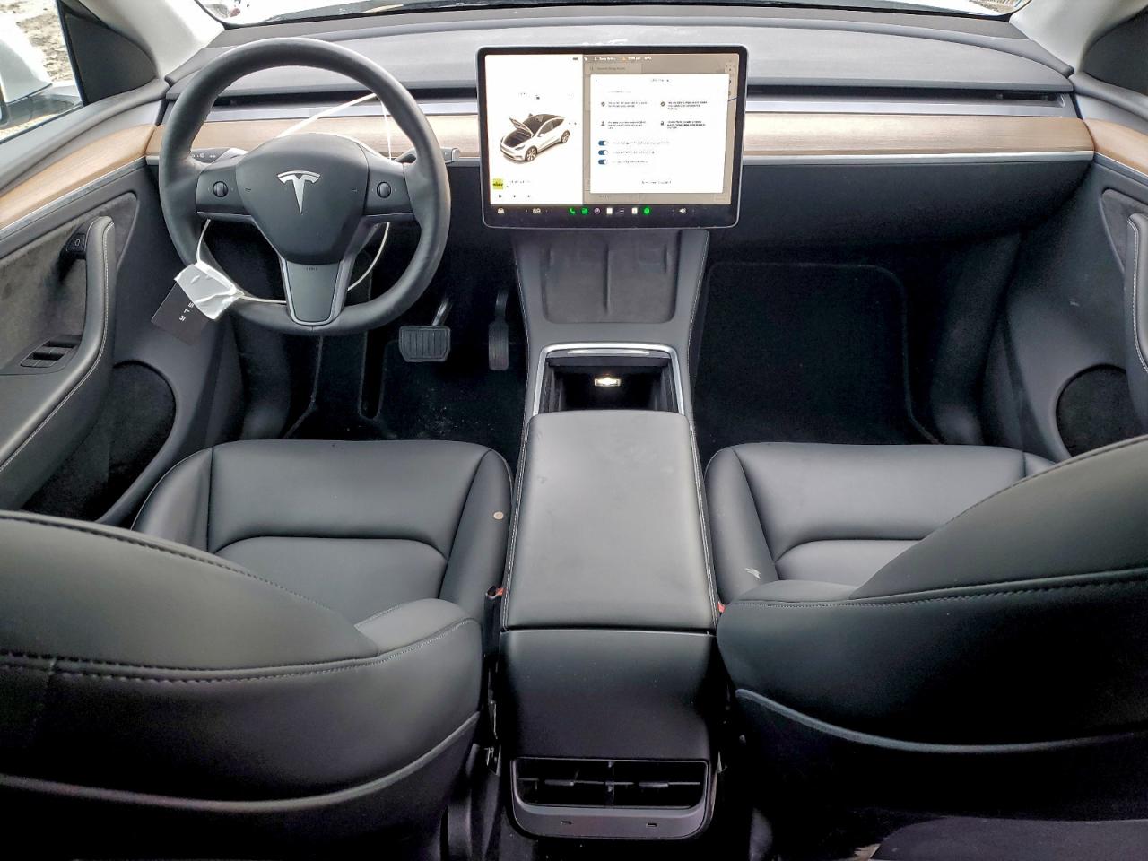 Tesla Model Y Image 5