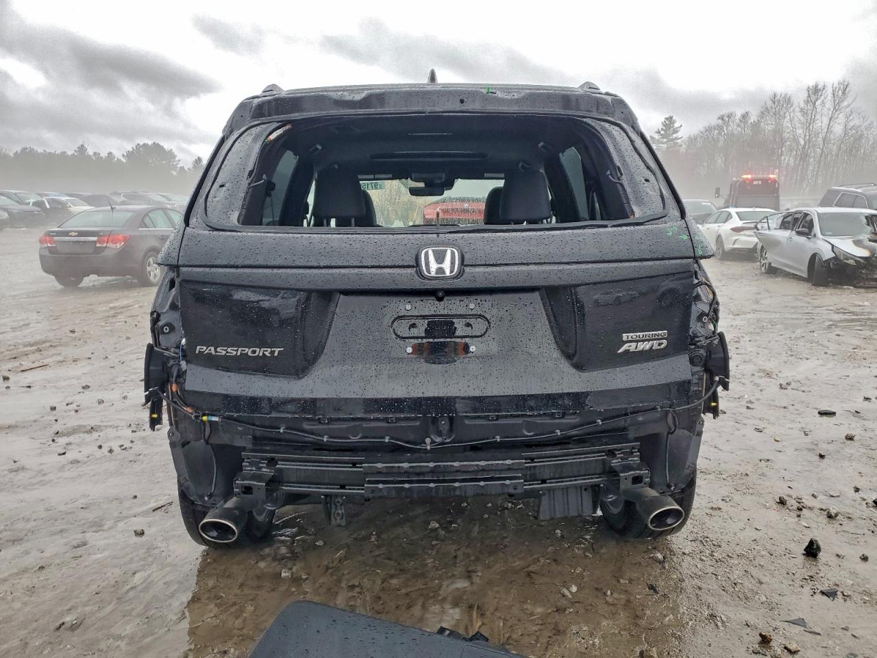 Honda Passport Touring Image 2
