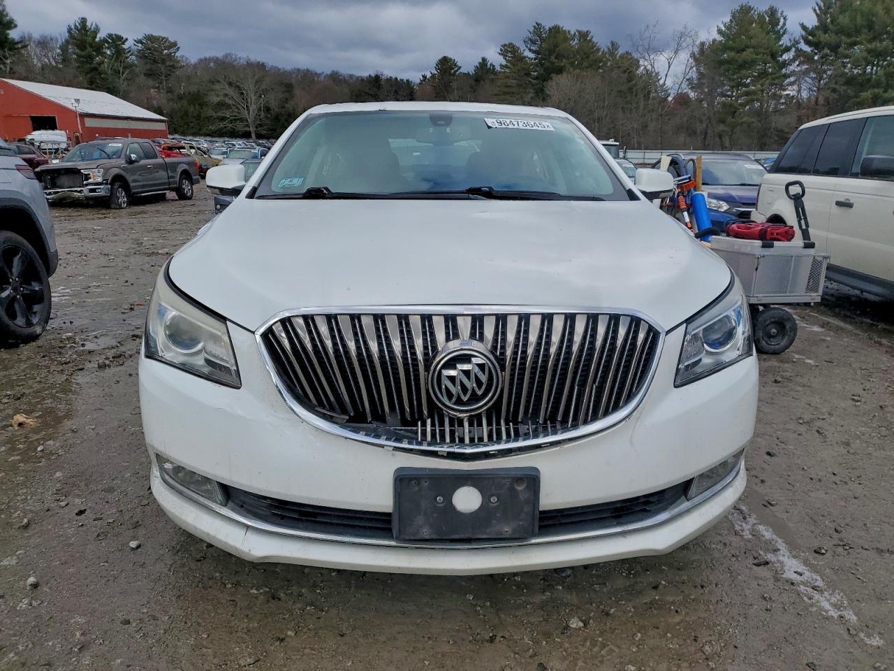 Buick LaCrosse Image 9
