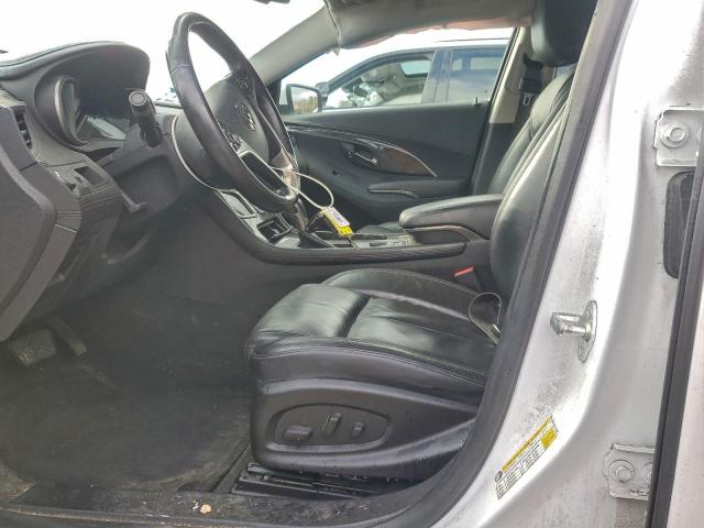 Buick LaCrosse Image 3