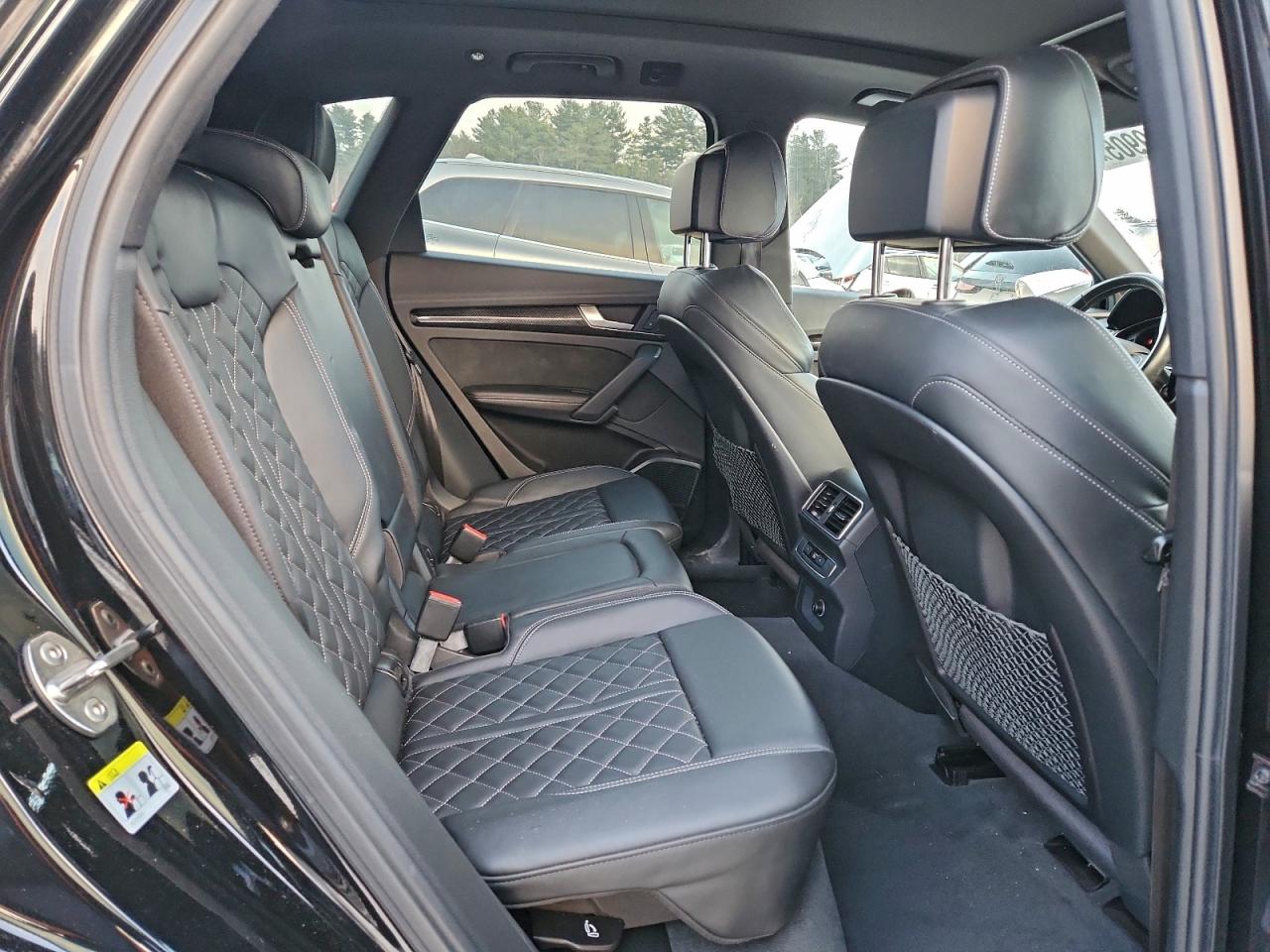 Audi Sq Premium Plus Image 12