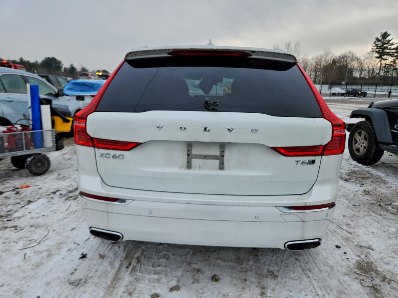 Volvo XC60 T6 Inscription Image 2