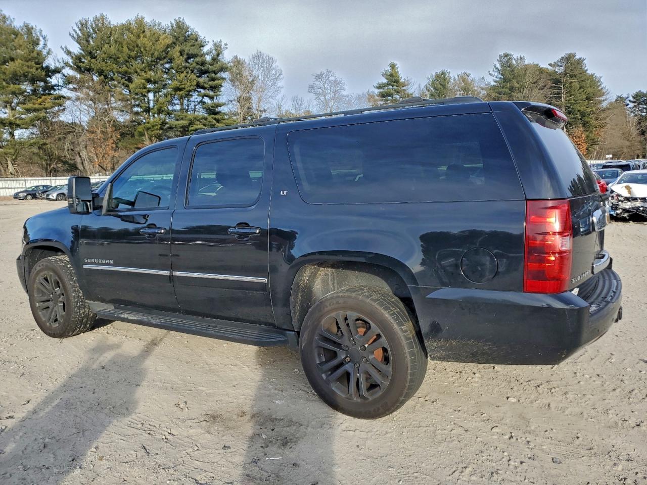 Chevrolet Suburban K1500 Lt Image 5