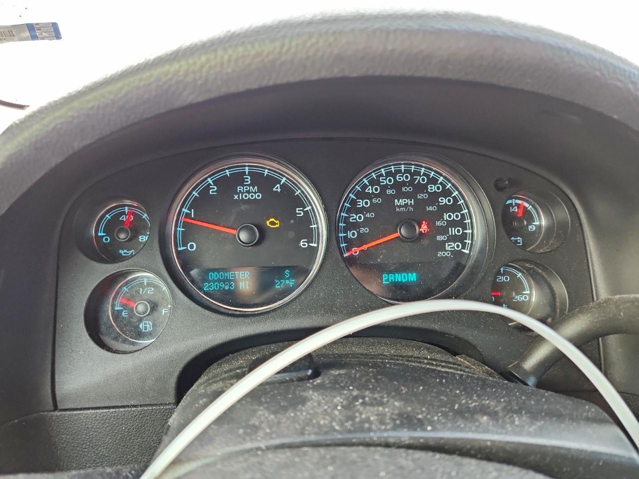 Chevrolet Suburban K1500 Lt Image 6