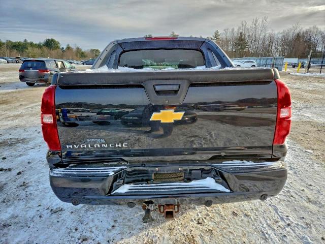 Chevrolet Avalanche Lt Image 4