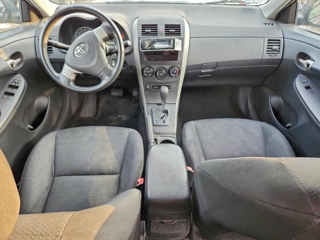 Toyota Corolla Base Image 6