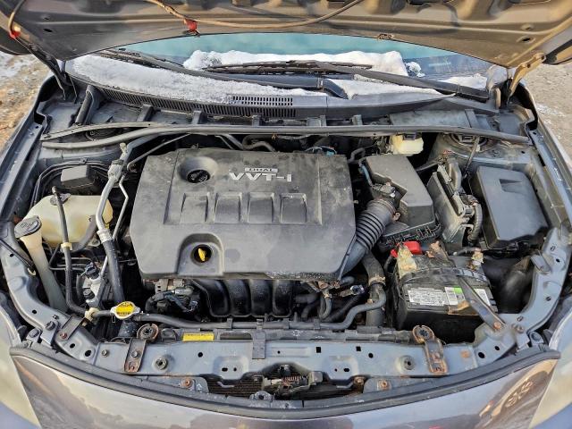 Toyota Corolla Base Image 10