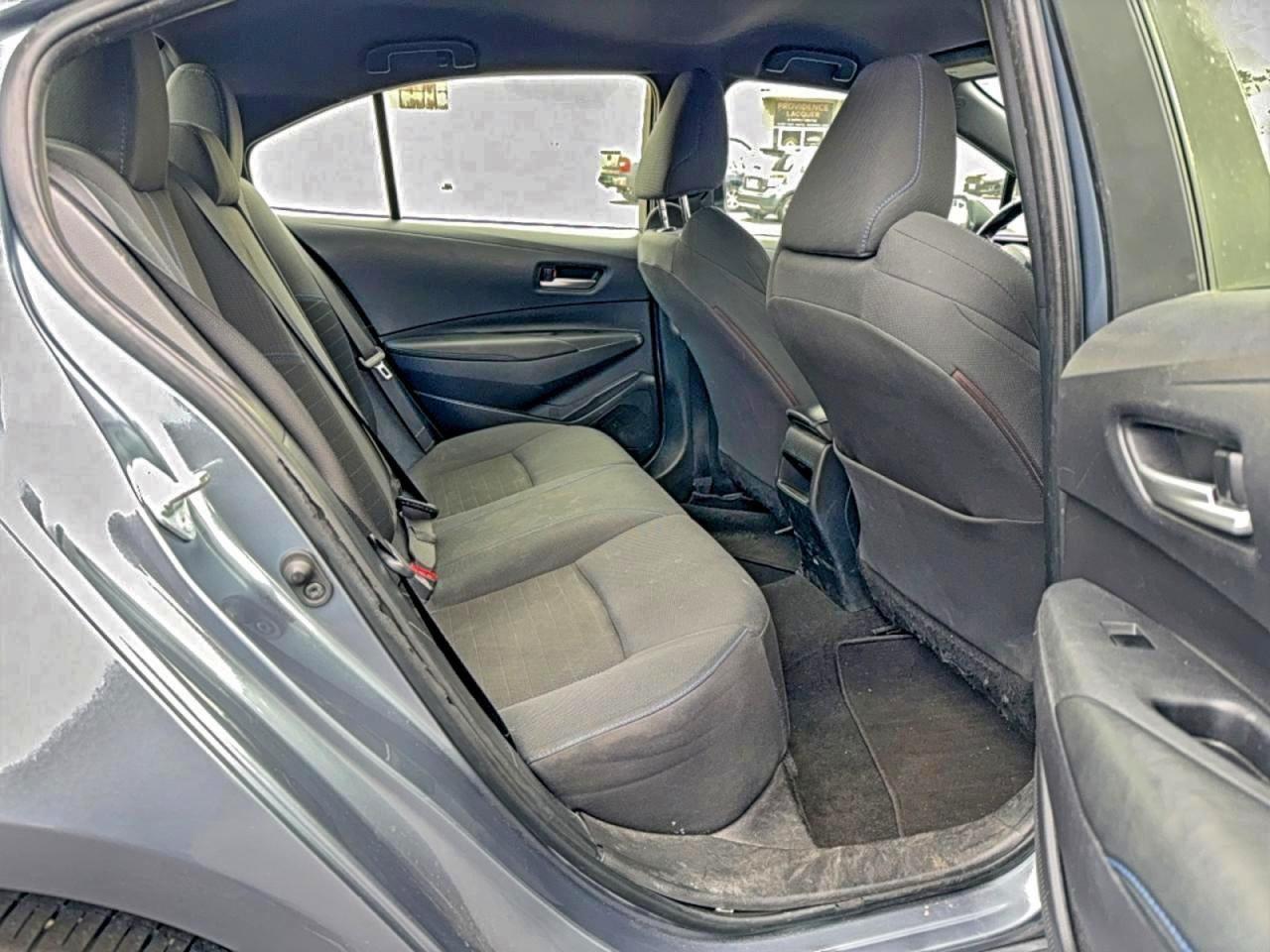 Toyota Corolla Se Image 5