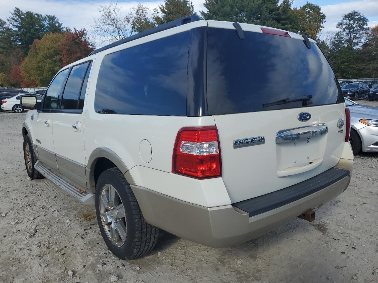 Ford Expedition El Eddie Bauer Image 2