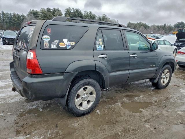 Toyota 4Runner Sr5 Image 2