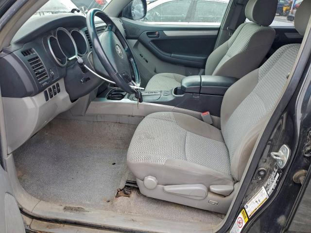 Toyota 4Runner Sr5 Image 7