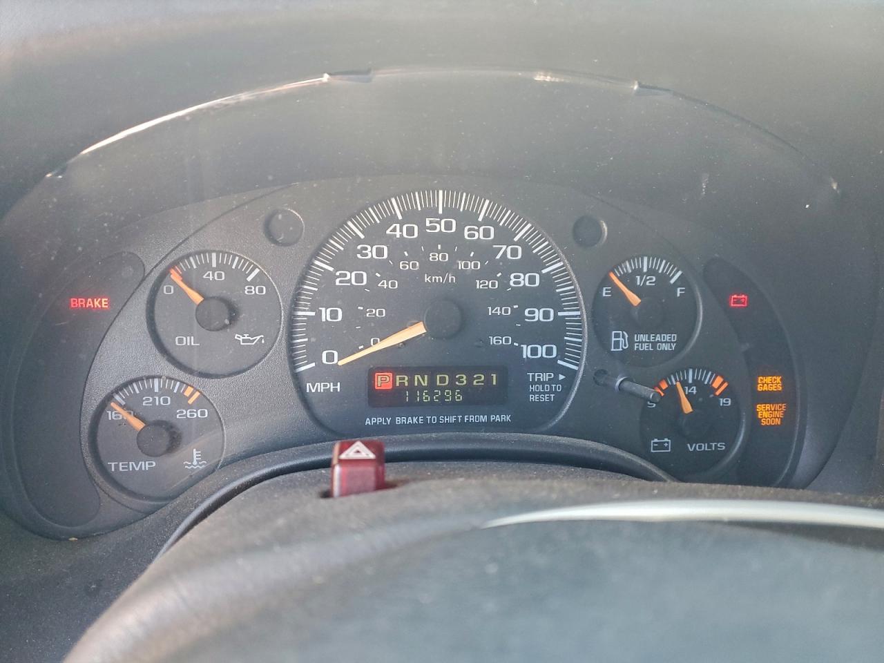 Chev Express Image 5