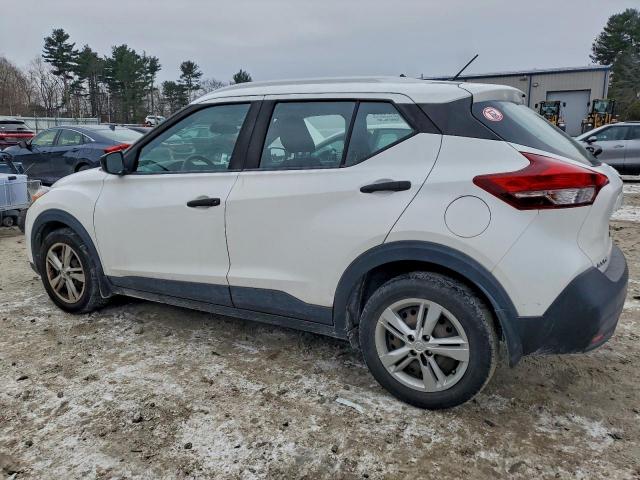 Nissan Kicks S Image 2