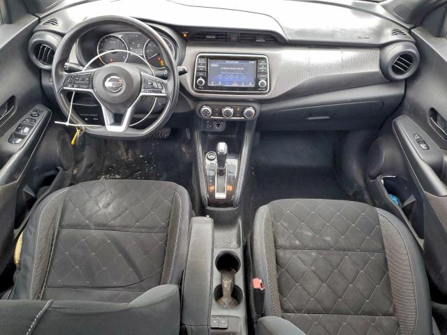 Nissan Kicks S Image 5