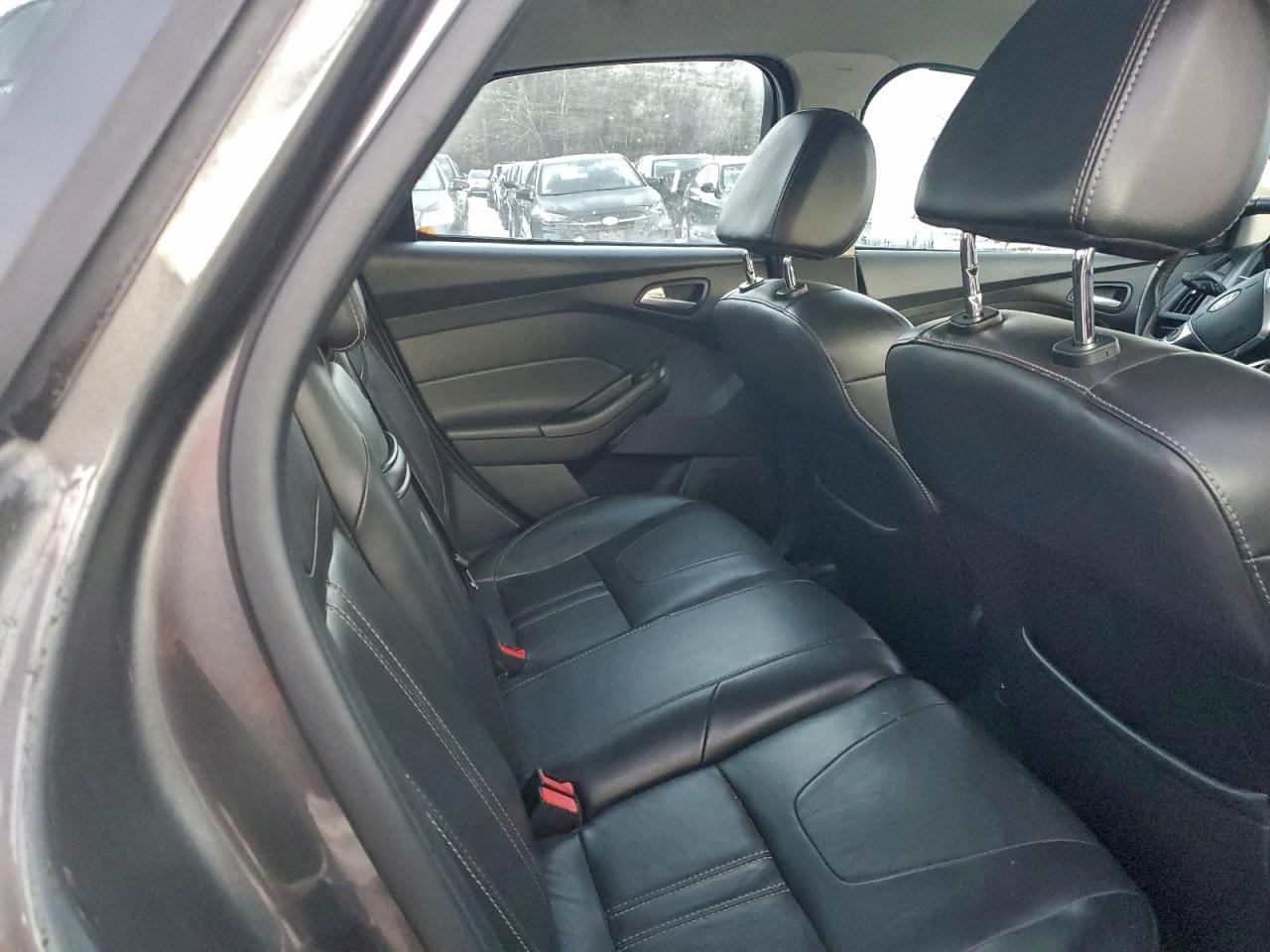 Ford Focus Se Image 9