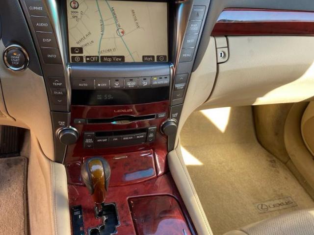 Lexus LS 460 Image 7