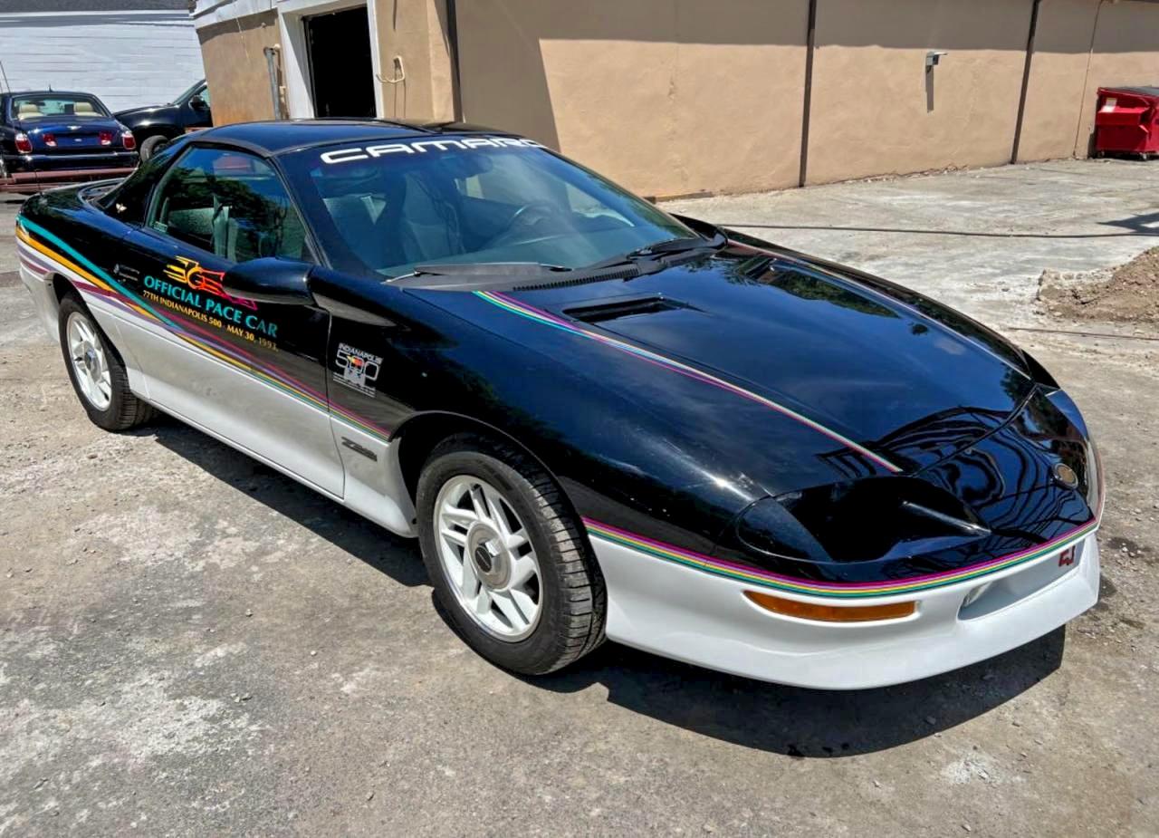 Chevrolet Camaro Z28 Image 1