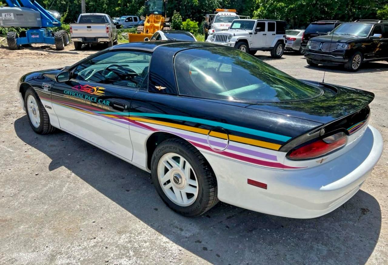 Chevrolet Camaro Z28 Image 9