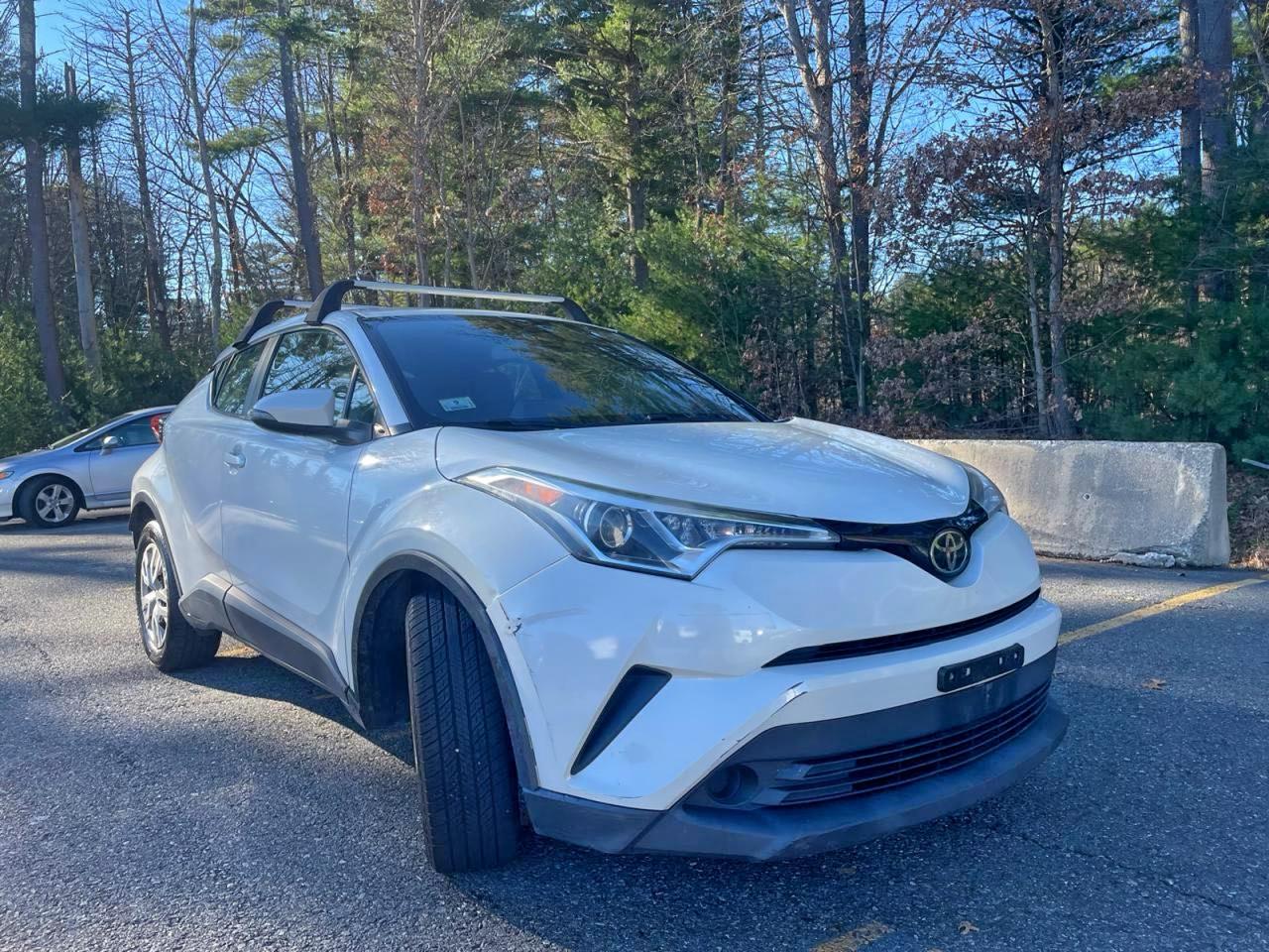 Toyota C-HR Xle Image 1