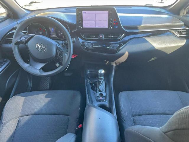 Toyota C-HR Xle Image 10