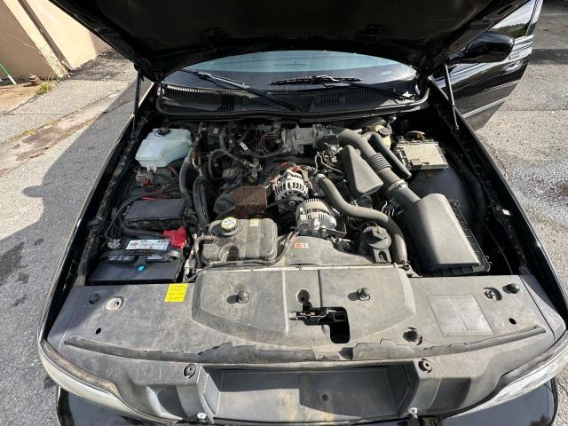 Lincoln Towncar Executive Image 11