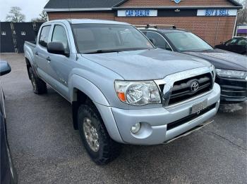  Salvage Toyota Tacoma