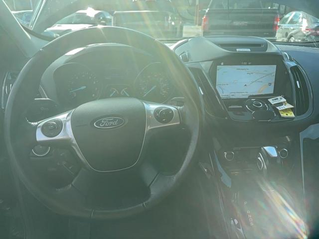 Ford Escape Titanium Image 4