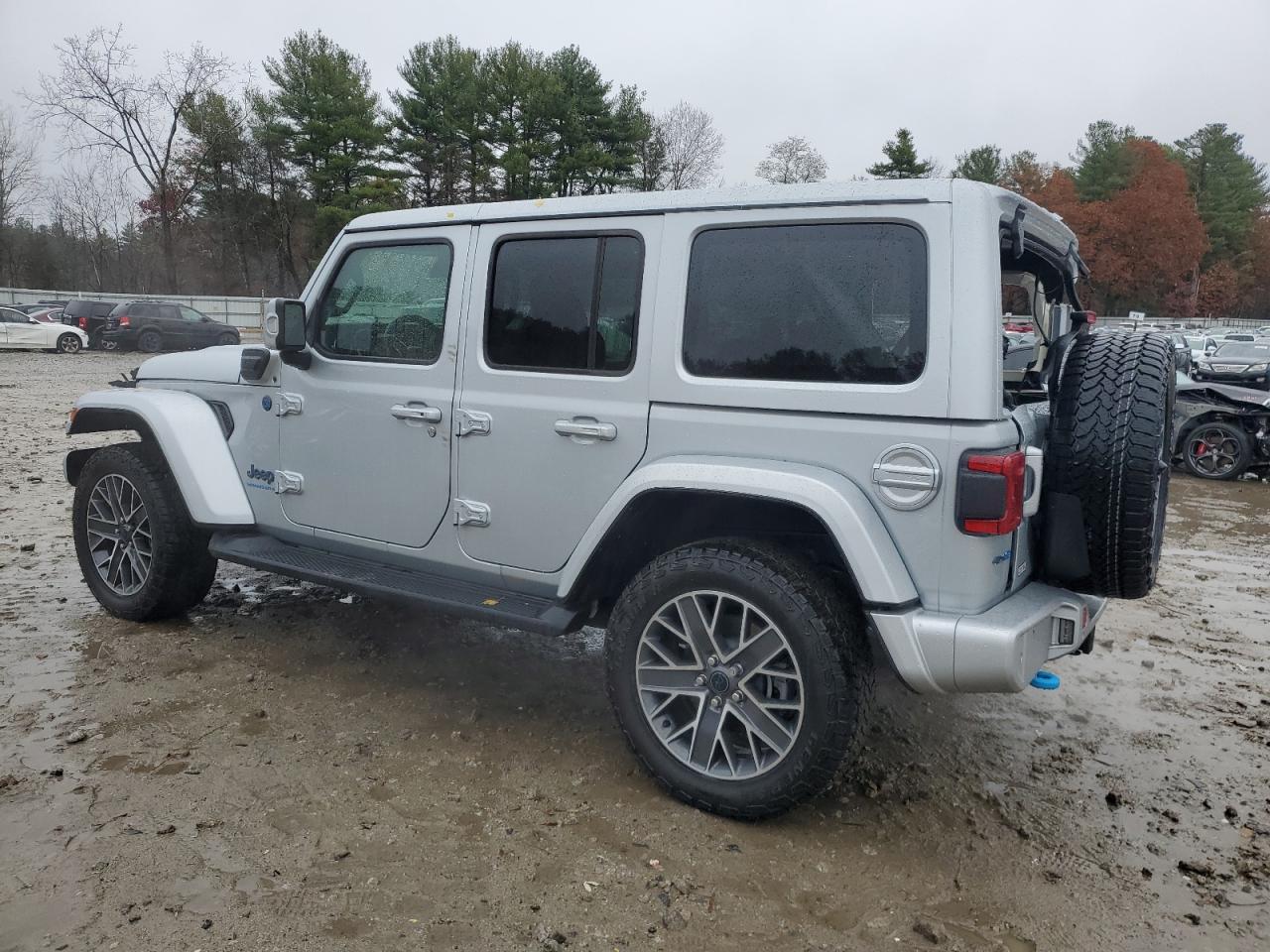 Jeep Wrangler High Altitude 4xe Image 2