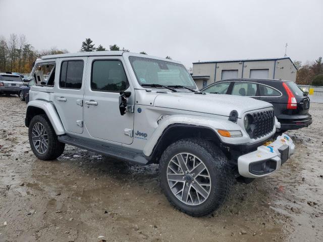Jeep Wrangler High Altitude 4xe Image 10