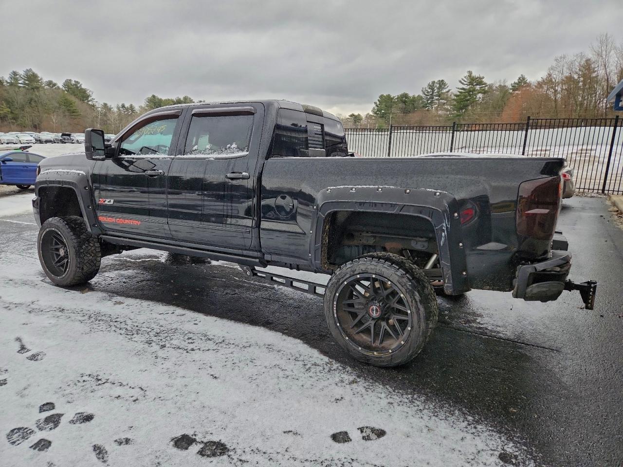 Chevrolet Silverado K2500 Heavy Duty Ltz Image 4