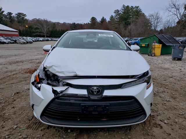 Toyota Corolla Le Image 6