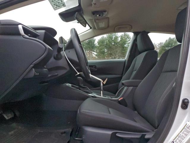 Toyota Corolla Le Image 10