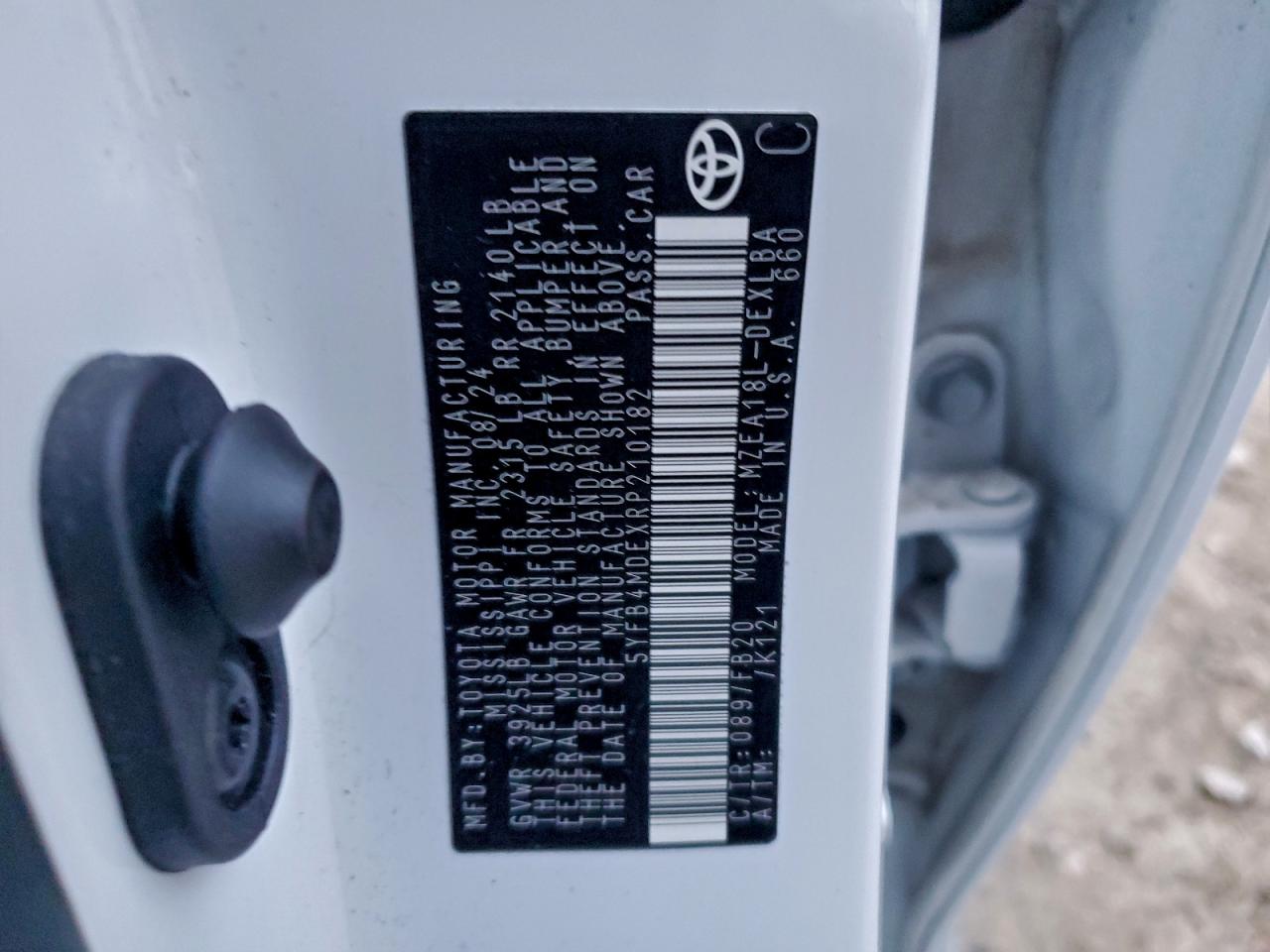 Toyota Corolla Le Image 2