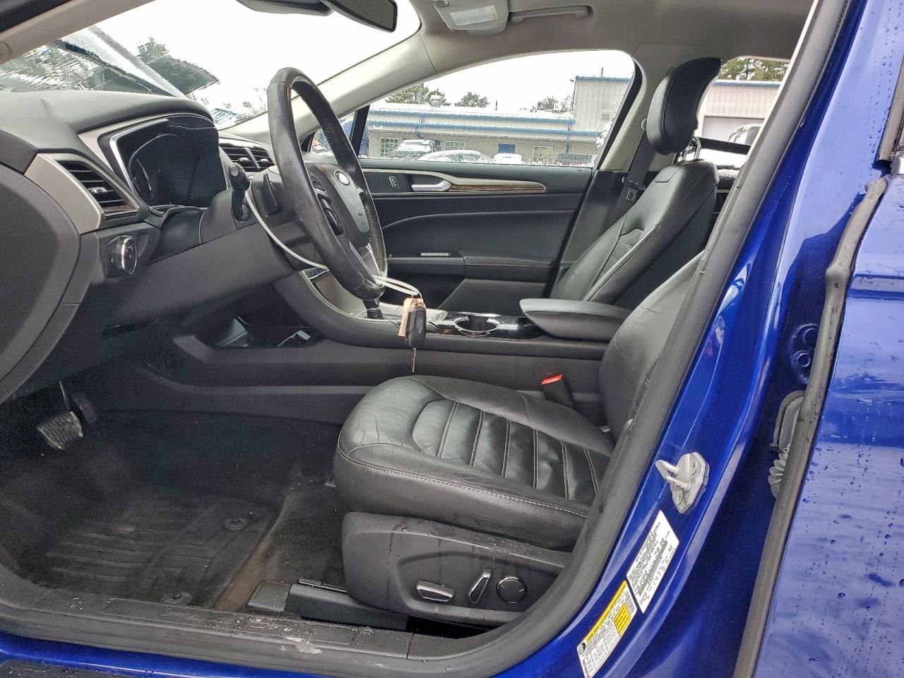 Ford Fusion Se Image 8