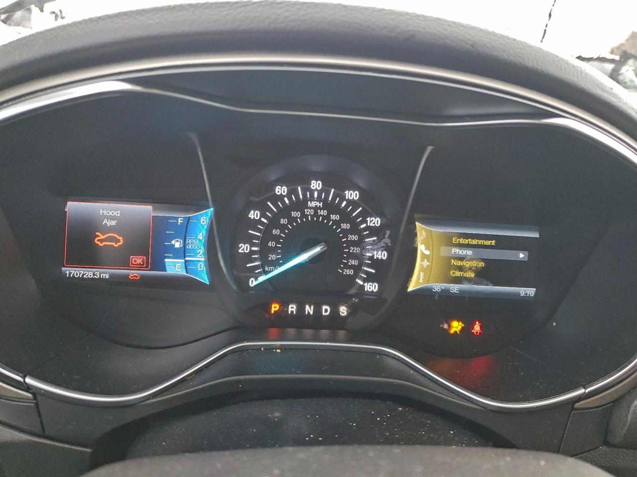 Ford Fusion Se Image 6