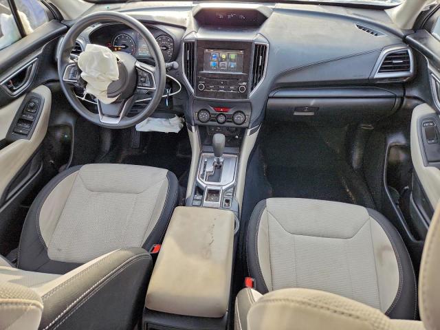 Subaru Forester Image 9