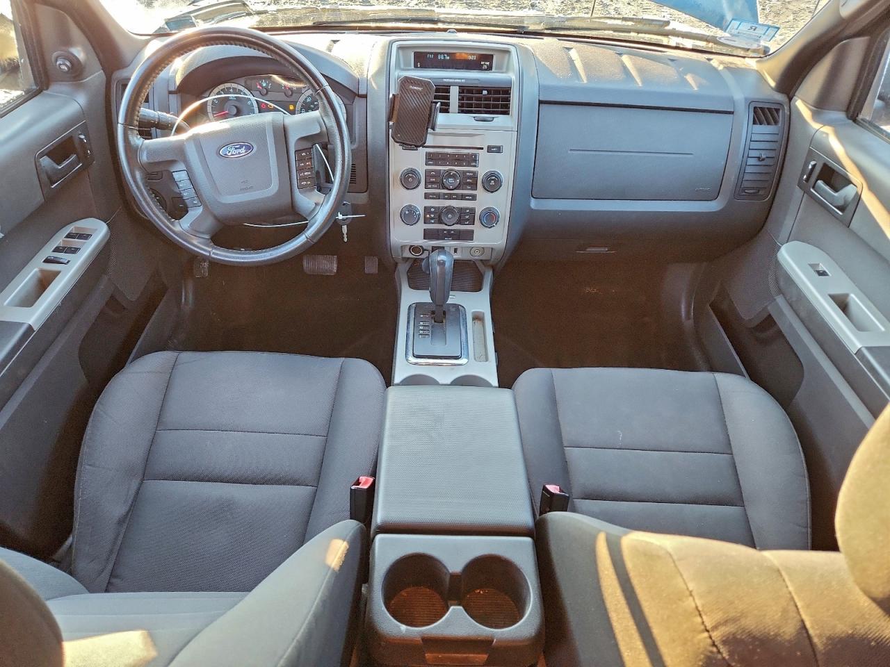 Ford Escape Xlt Image 10