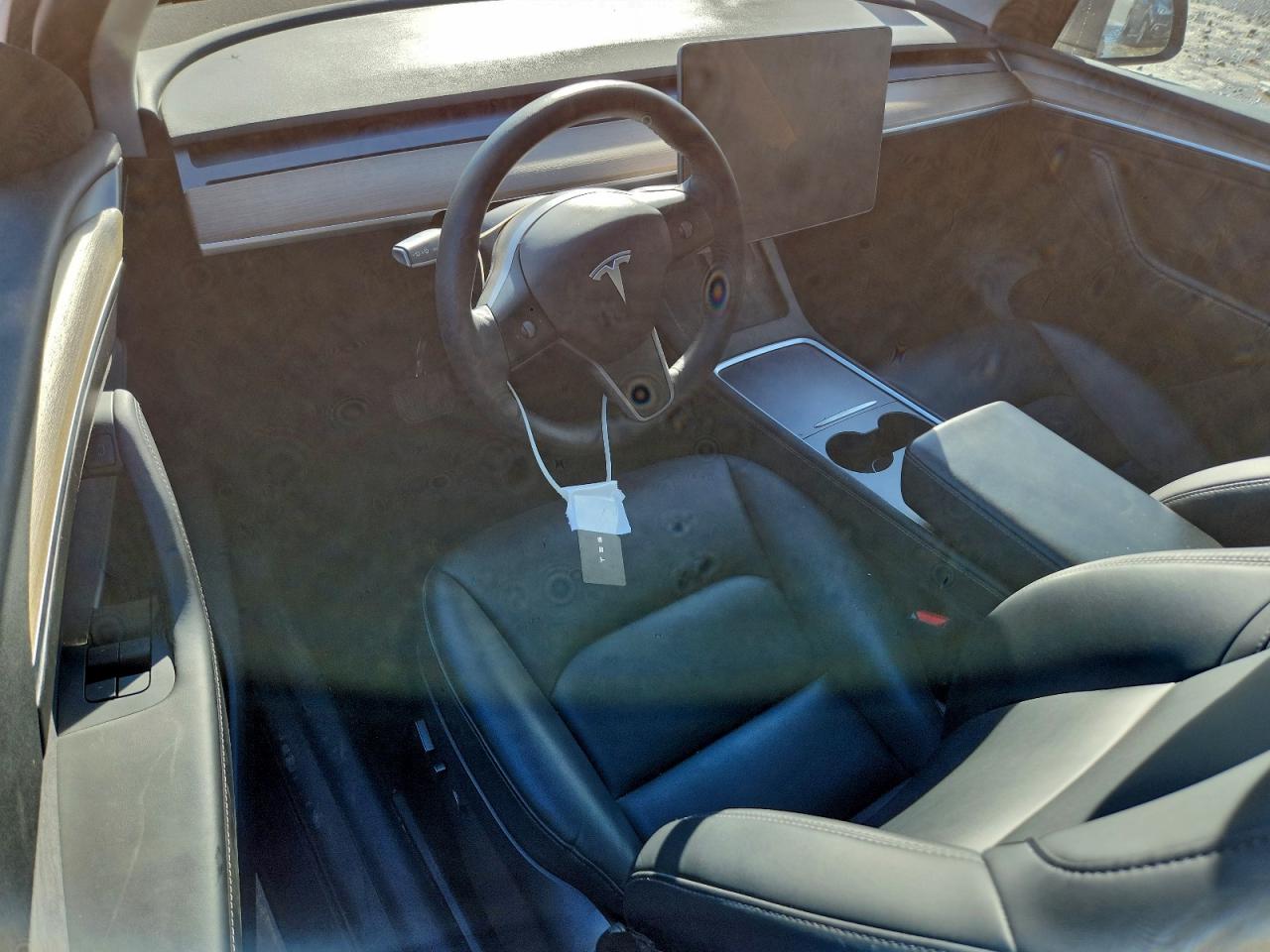 Tesla Model Y Image 5