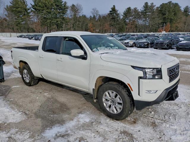 Nissan Frontier Sv Image 2