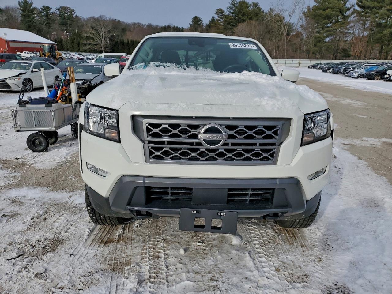 Nissan Frontier Sv Image 12
