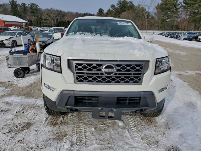 Nissan Frontier Sv Image 12
