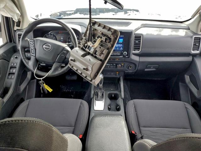 Nissan Frontier Sv Image 7