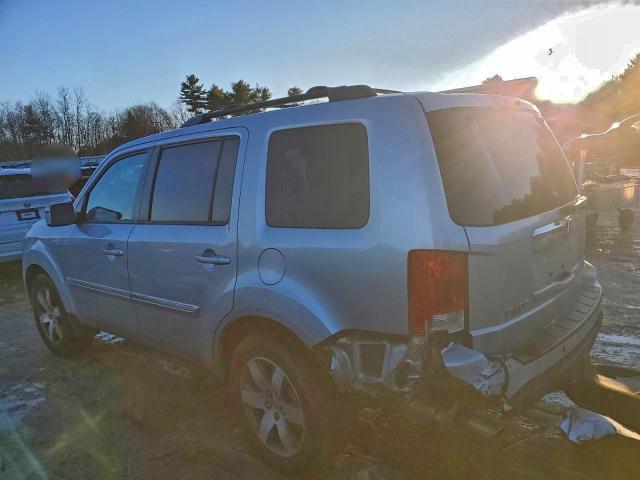 Honda Pilot Touring Image 2