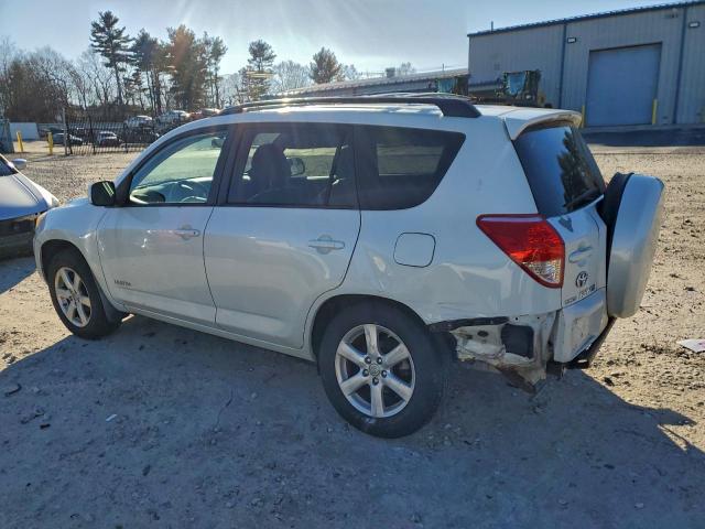 Toyota RAV4 Limited Image 3