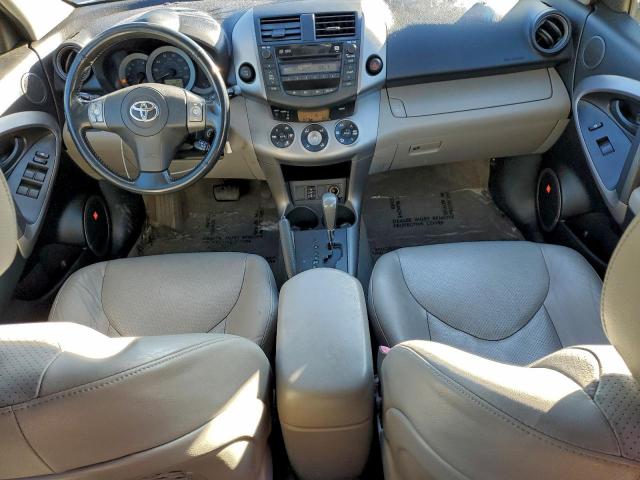 Toyota RAV4 Limited Image 8