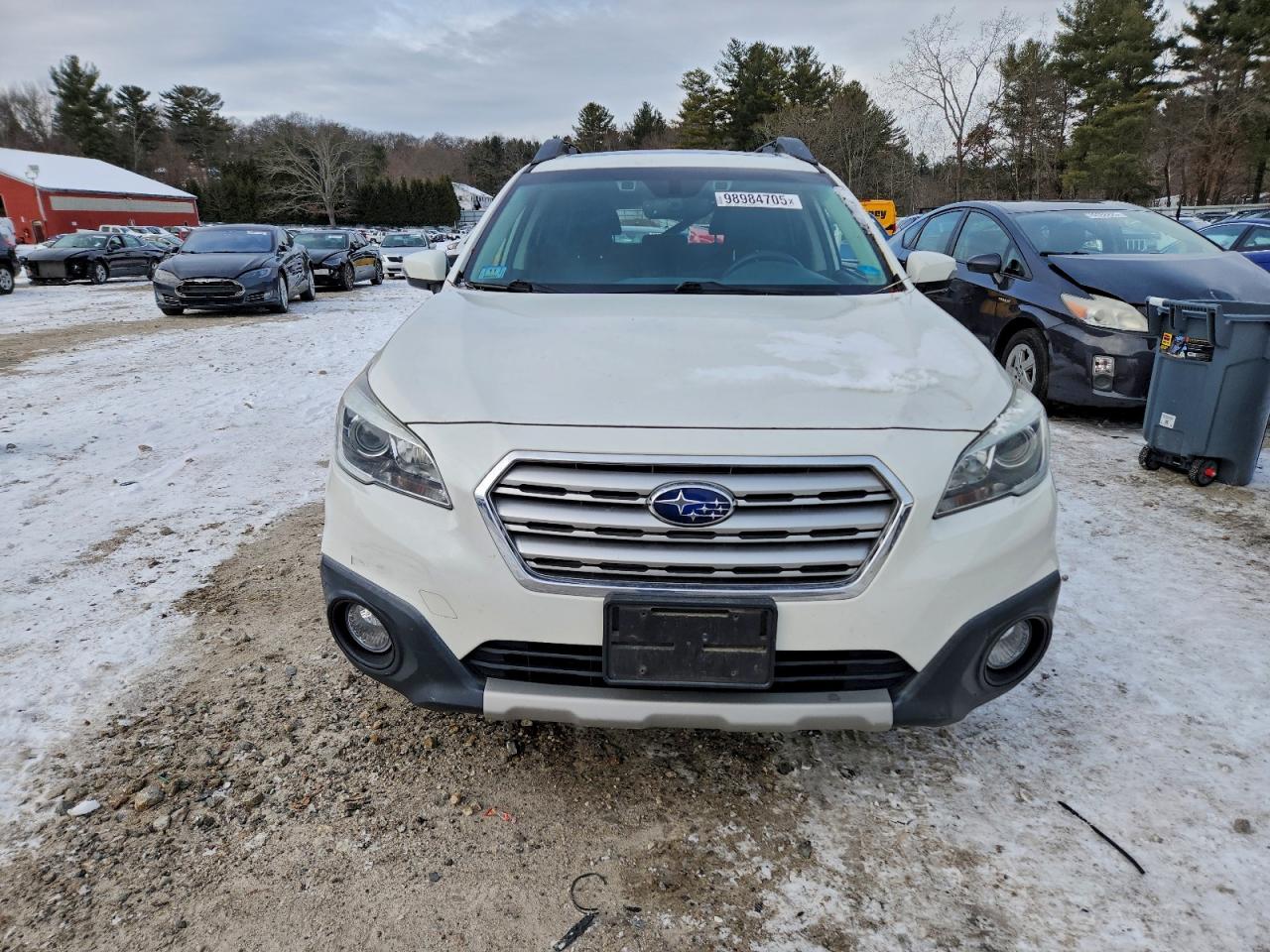 Subaru Outback 2.5i Limited Image 6