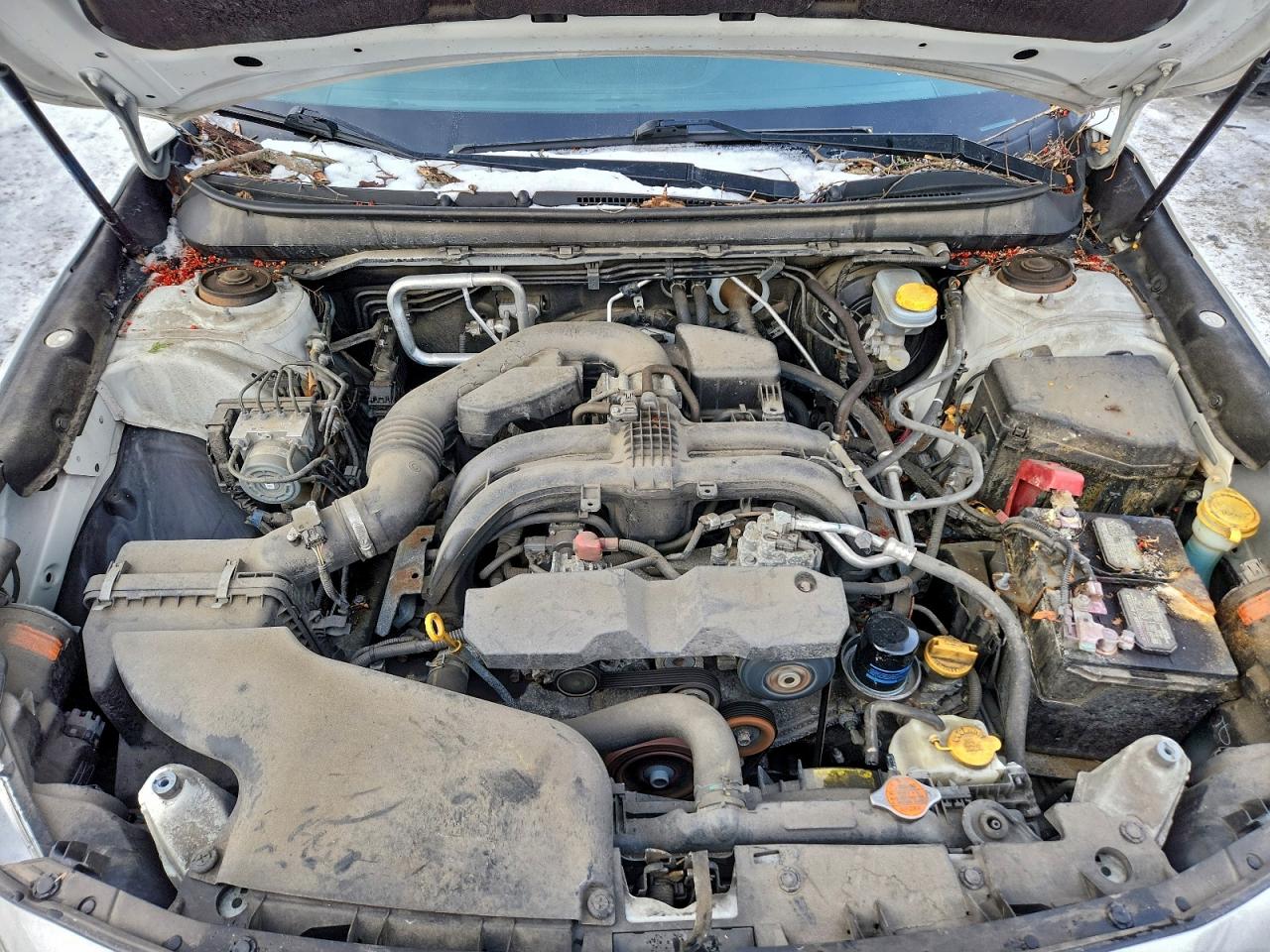 Subaru Outback 2.5i Limited Image 12