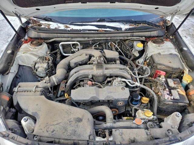Subaru Outback 2.5i Limited Image 12