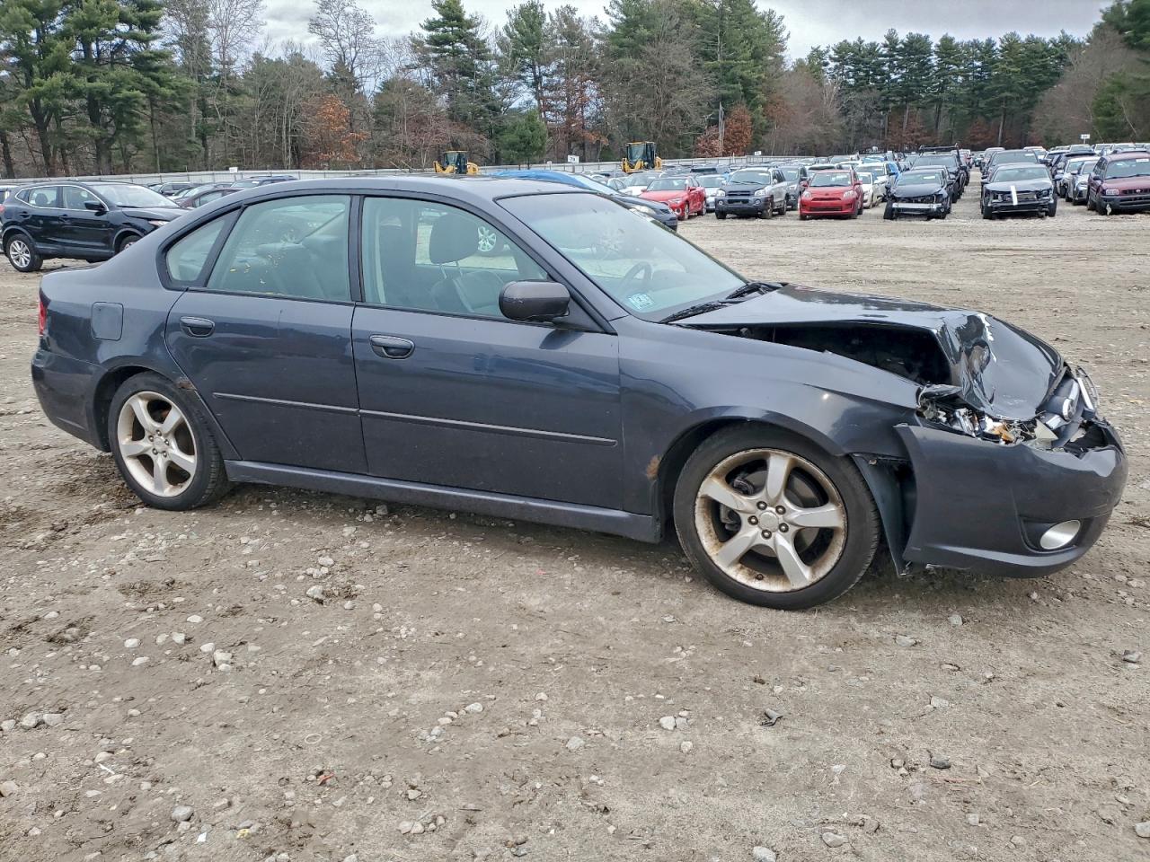 Subaru Legacy 2.5i Limited Image 4